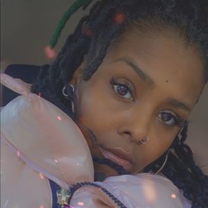 Meet your Posher, Doniesha